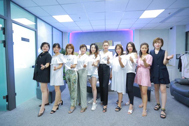 女生老是分泌黄色分泌物的相关介绍