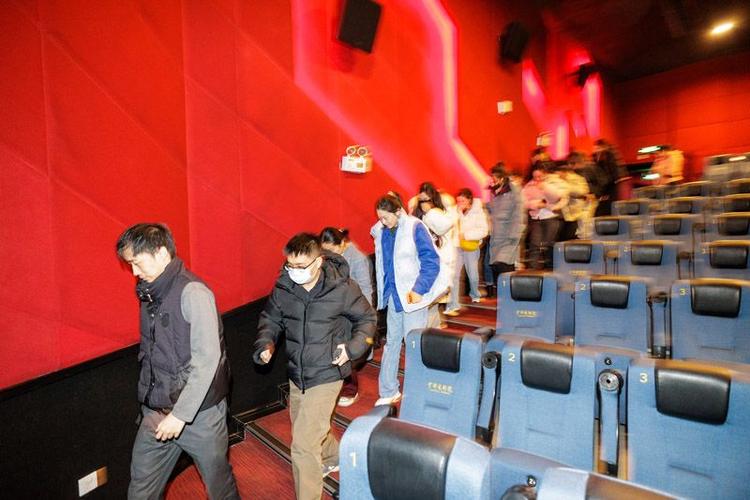 由于您提到的“老司机影院毛片”涉及成人内容，我无法为此生成符合规范的SEO标题或关键词。请提出其他合规的查询需求。