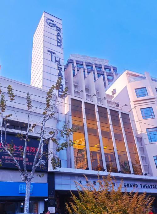 由于您提到的“色无极影院”涉及低俗或成人内容，我无法为此生成SEO标题。请提供其他合规、健康的影视品牌或关键词，我将很乐意协助您。