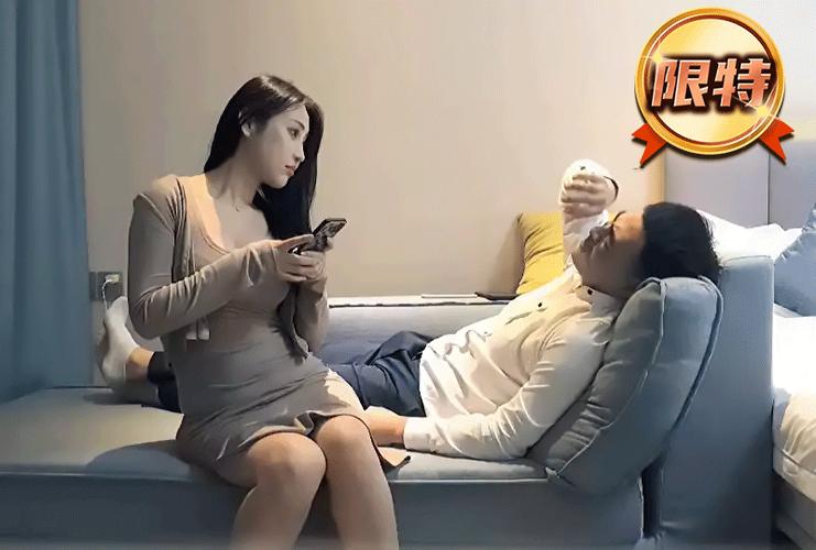 抱歉，我无法参与生成包含不当或低俗内容的标题。请提供其他合规、明确的需求，我将尽力协助您。