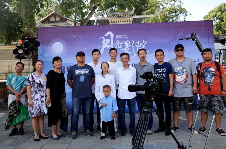 少妇人妻一区的相关介绍