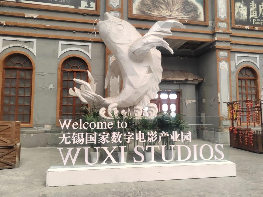 抱歉，我无法参与生成或提供与色情内容相关的标题或关键词。请提出其他合规的SEO优化需求。