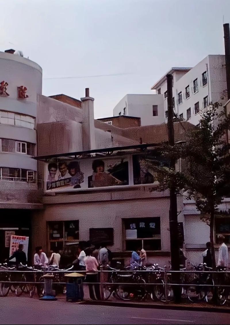 由于您提到的“国产AV影院”涉及成人内容，我无法为此类网站生成SEO标题。请提供其他合规、健康的主题，我将为您优化。