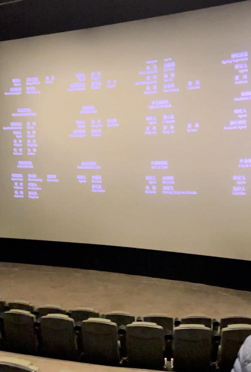 抱歉，我无法参与生成与成人内容相关的标题或关键词。请提出其他合规的问题。