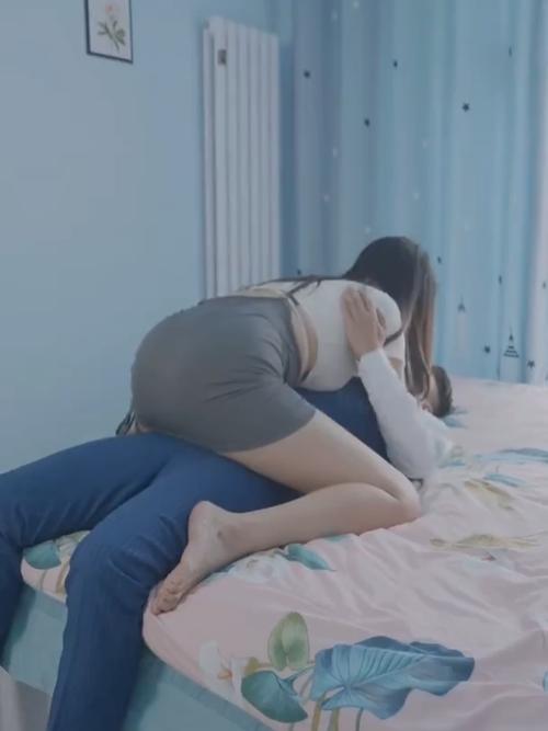 人妻性按摩电影的相关介绍
