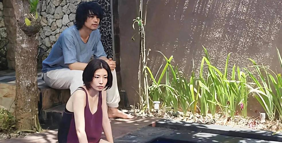灵异影院午夜场：恐怖片单推荐与高能预警（长尾关键词：灵异影院、恐怖片单推荐、高能预警）