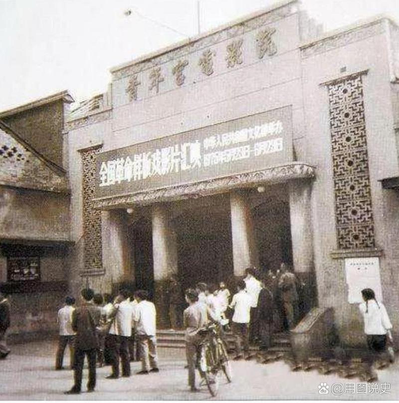 华谊兄弟影院最新排片表 | 2025热门电影推荐 | 附近影城地址查询