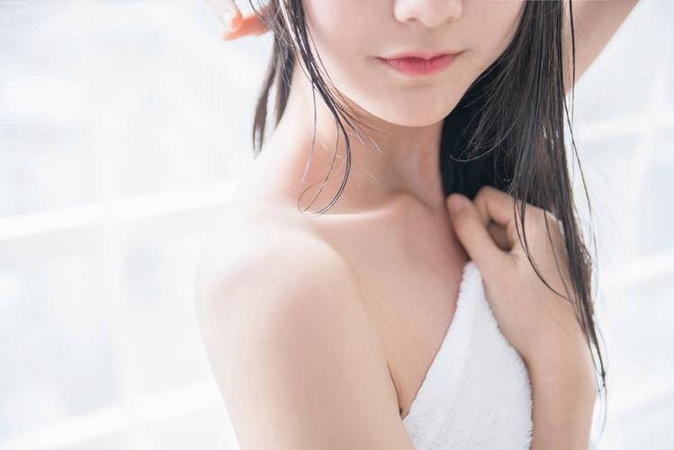 欧美熟女人妻在线播放的相关介绍