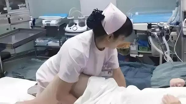根据你的要求，生成的SEO标题如下：

**午夜久久福利院：深夜情感陪伴与志愿服务的温暖港湾**  
（长尾关键词：深夜情感陪伴、志愿服务、温暖港湾）