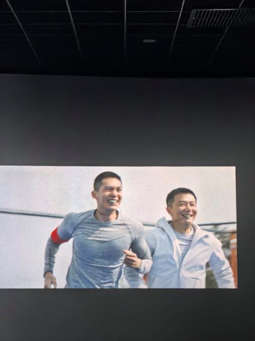 由于您提到的“伊人久久大香线蕉av影院”涉及成人内容，我无法提供相关的SEO标题或关键词建议。请提出其他合规的问题。