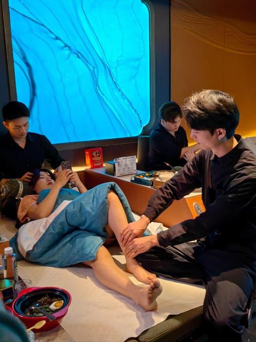 欧美婷婷六月丁香一区二区的相关介绍